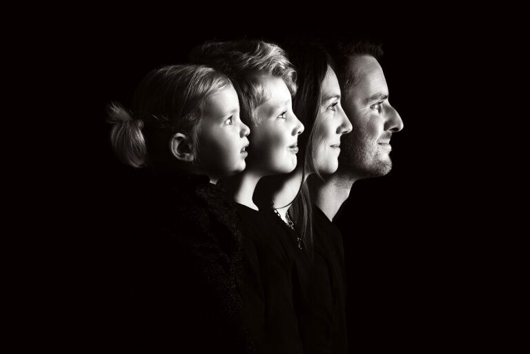 portrait famille noir et blanc